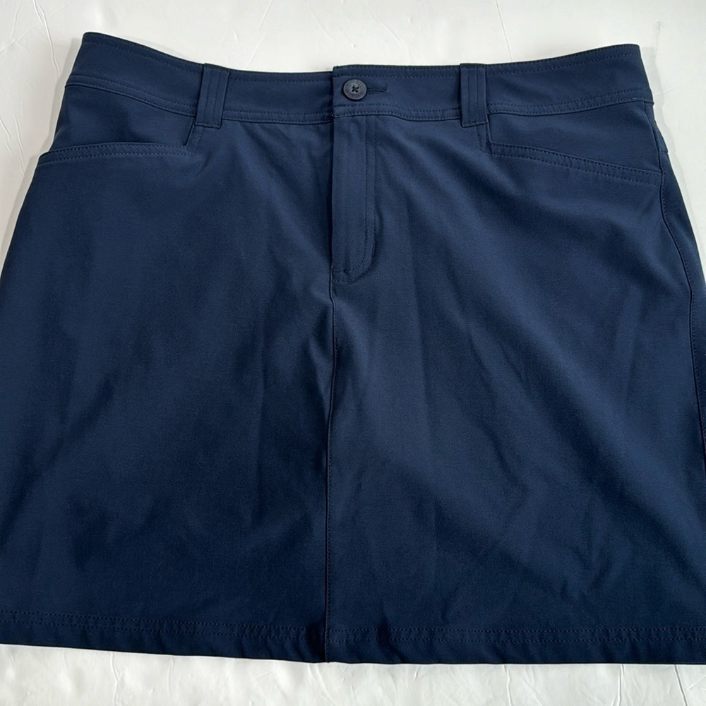 Eddie Bauer Women's Adventurer 2.0 Skort blue size 10